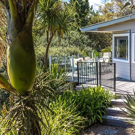 Tawa Cottage - Coast & Country Oneroa Exterior photo