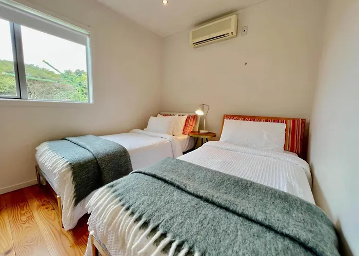 Tawa Cottage - Coast & Country