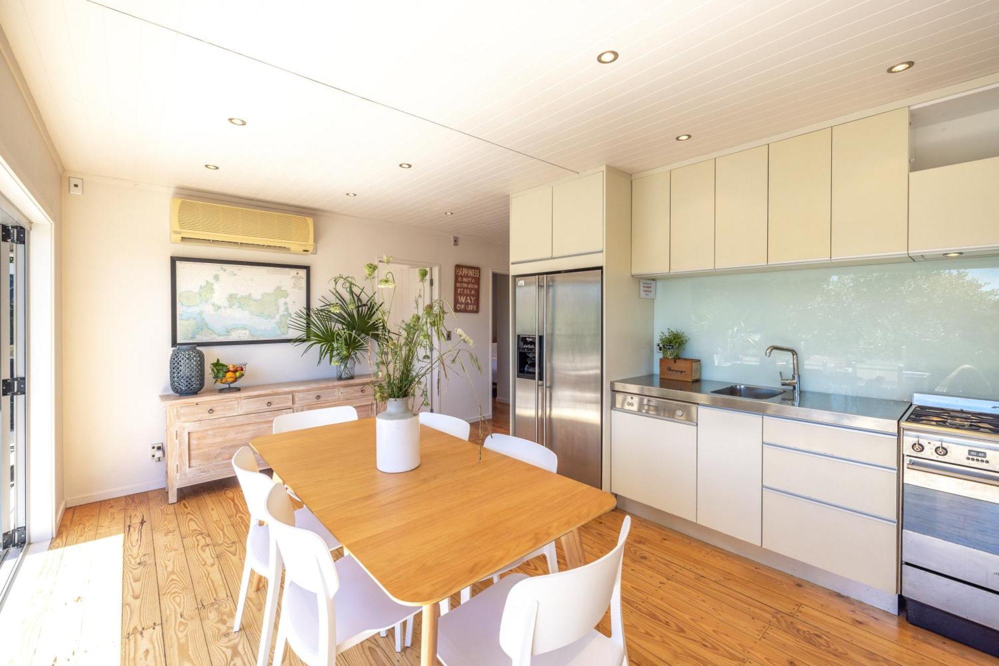 Tawa - Coast & Country Holiday home *